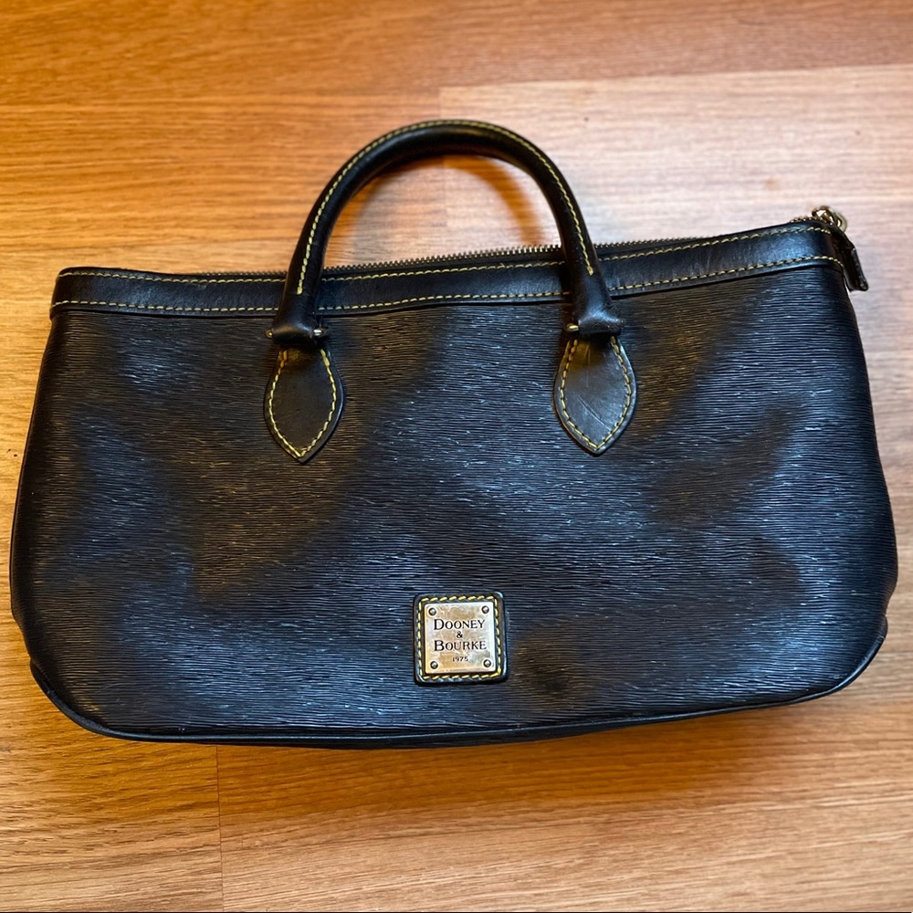 Dooney & Burke hand bag